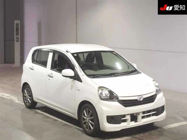 Daihatsu Mira e:S  с аукциона в Японии