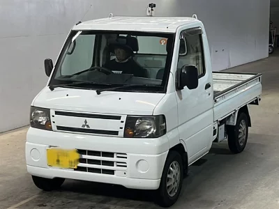 Mitsubishi Minicab Truck
