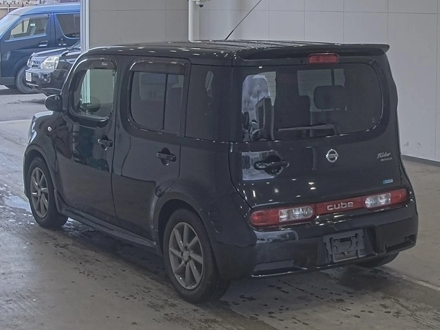 Nissan Cube  с аукциона в Японии