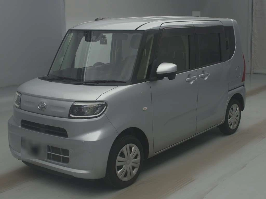Daihatsu Tanto 2021