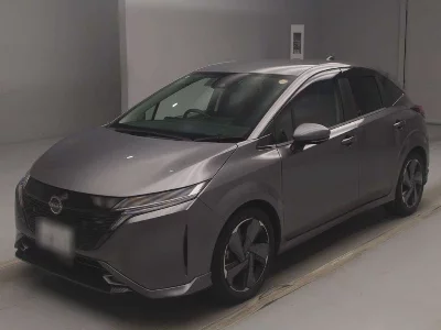 Nissan Aura