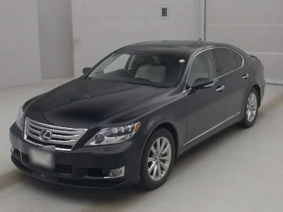 Lexus LS600h