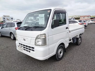 Nissan NT100 Clipper