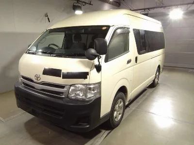 Toyota HiAce Commuter