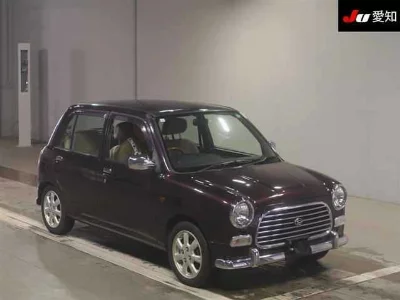 Daihatsu Mira Gino