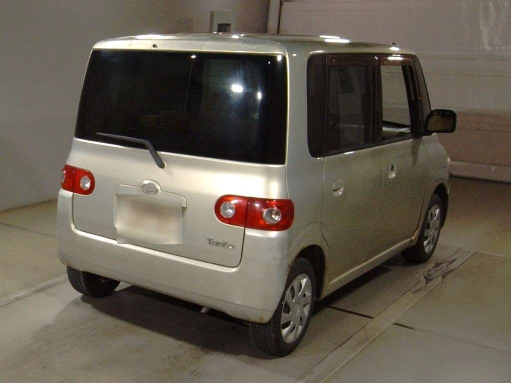 Daihatsu Tanto  с аукциона в Японии