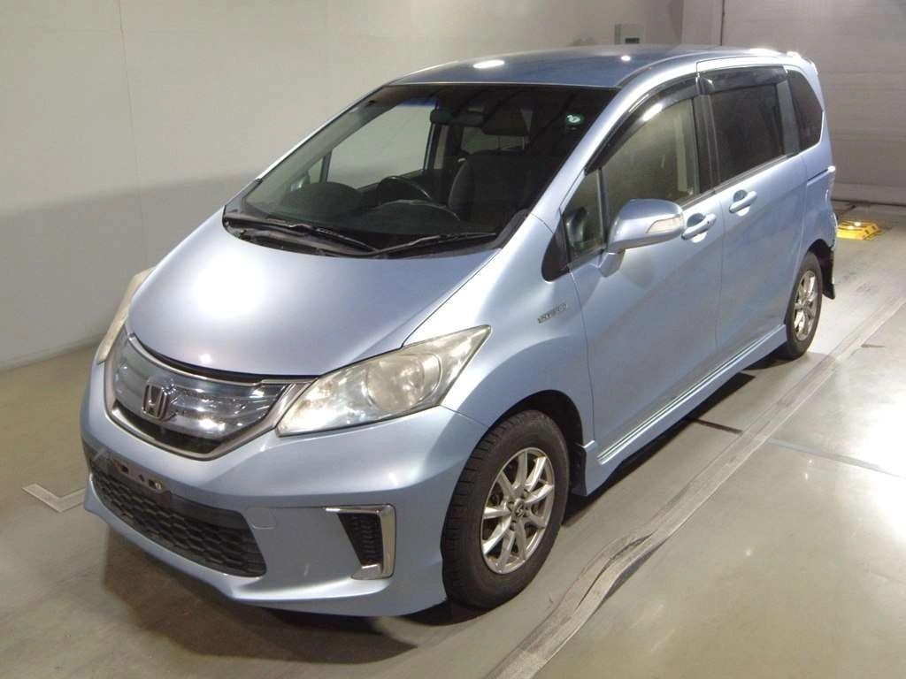 Honda Freed  с аукциона в Японии