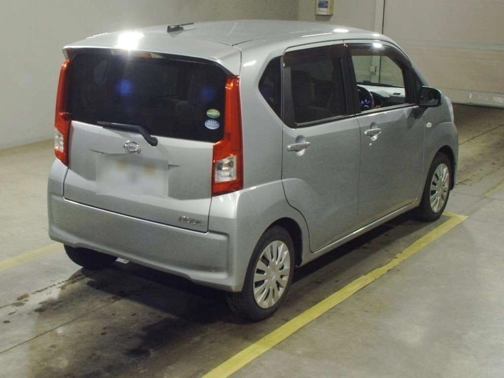 Daihatsu Move  с аукциона в Японии