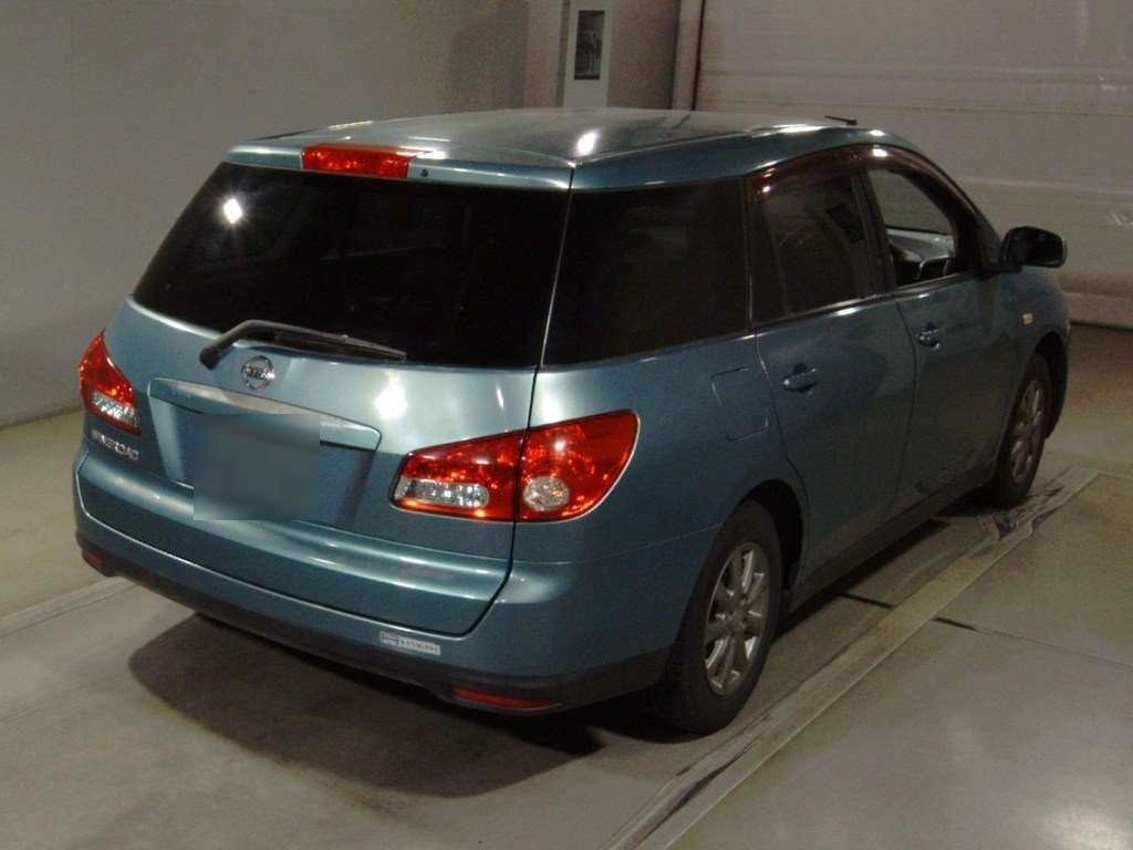 Nissan Wingroad  с аукциона в Японии