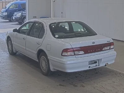 Nissan Cefiro