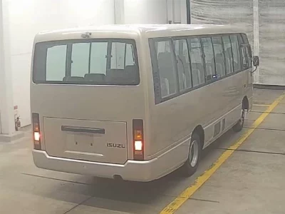 Isuzu Journey