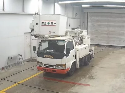 Isuzu Elf