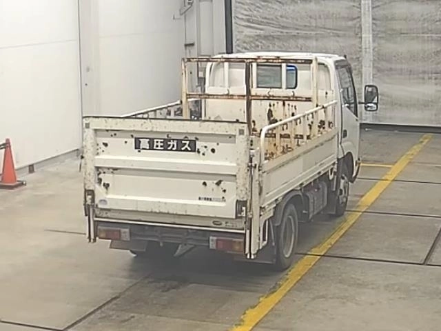 Hino Dutro  с аукциона в Японии