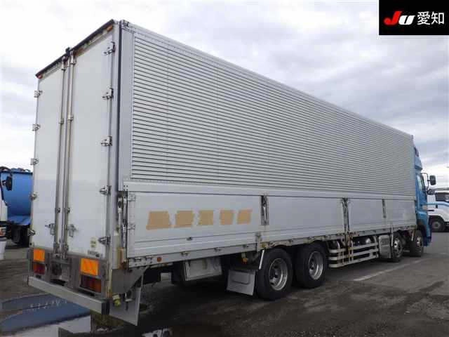 Hino Profia  с аукциона в Японии