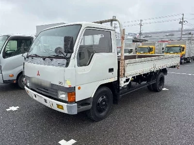 Mitsubishi Fuso Canter