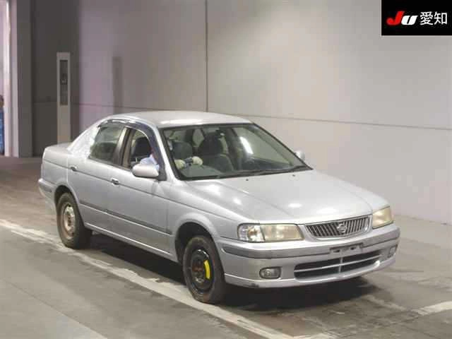 Nissan Sunny  с аукциона в Японии