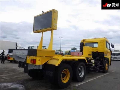 NISSAN DIESEL (UD) QUON