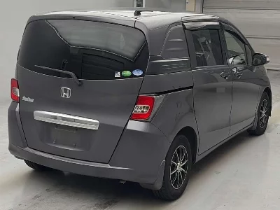 Honda Freed Spike