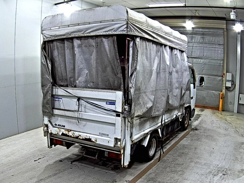 Nissan Atlas  с аукциона в Японии