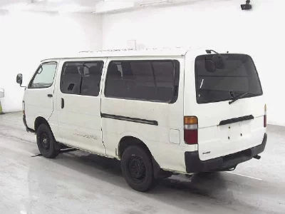 Toyota HiAce Van