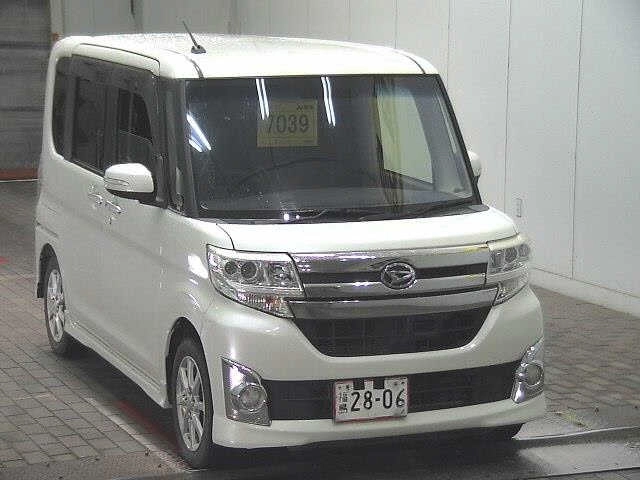 Daihatsu Tanto  с аукциона в Японии