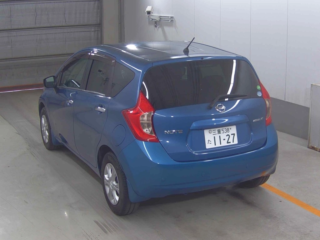 Nissan Note  с аукциона в Японии
