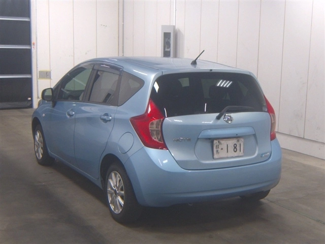 Nissan Note  с аукциона в Японии