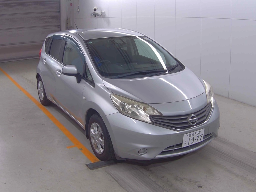 Nissan Note  с аукциона в Японии