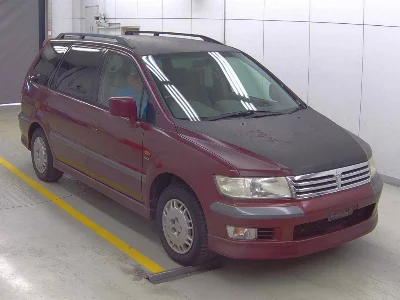 Mitsubishi Chariot Grandis