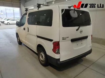 Nissan NV200 VANETTE VAN