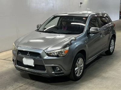 Mitsubishi RVR