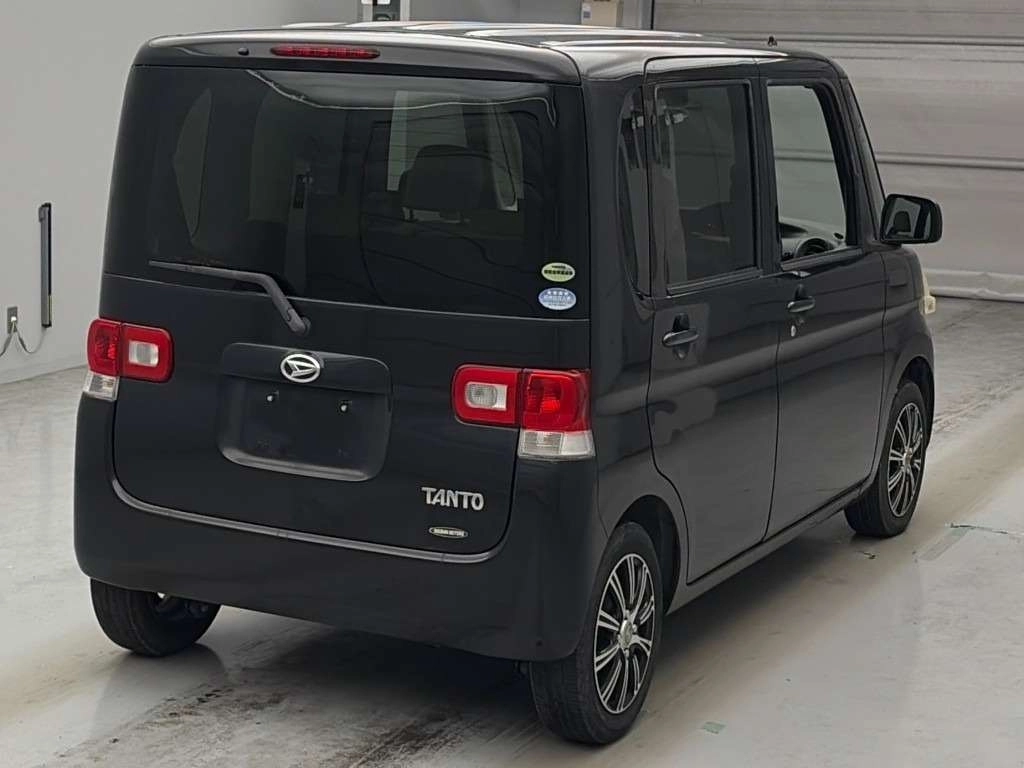 Daihatsu Tanto  с аукциона в Японии