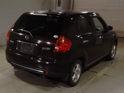 Mazda Verisa