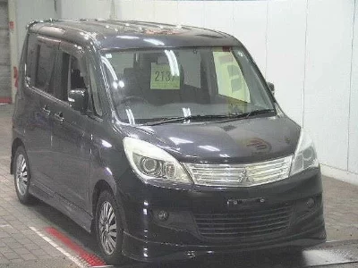 Mitsubishi Delica D:2
