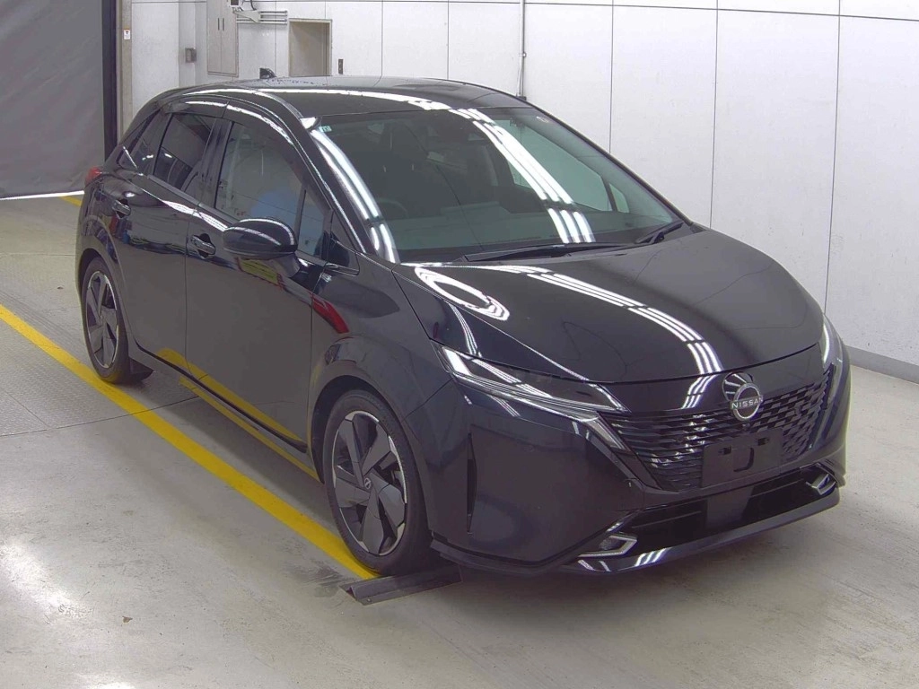 Nissan Aura  с аукциона в Японии