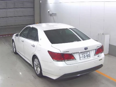 Toyota CROWN HYBRID