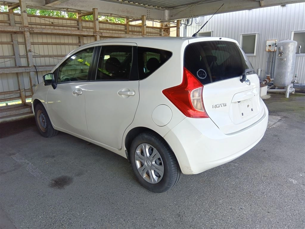 Nissan Note  с аукциона в Японии