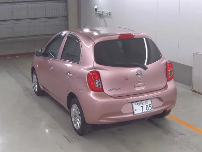 Nissan March