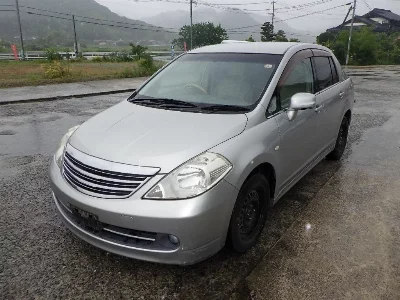 Nissan Tiida Latio
