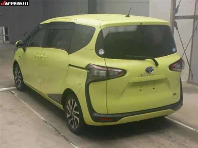 Toyota Sienta