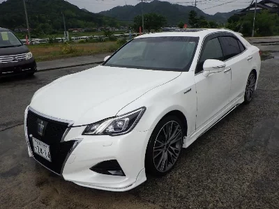 Toyota CROWN HYBRID