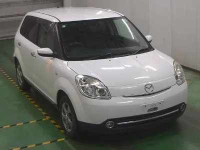 Mazda Verisa