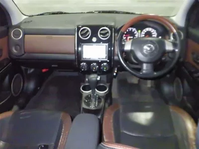 Mazda Verisa
