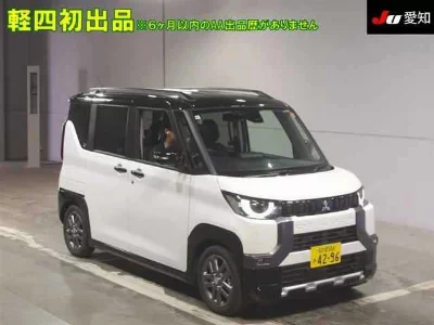 Mitsubishi Delica Mini