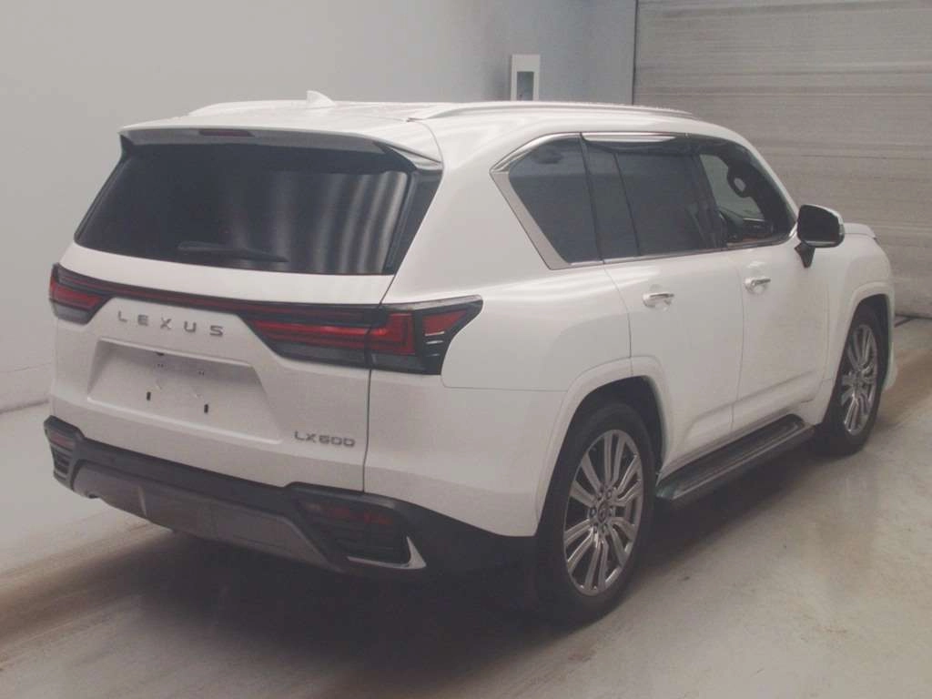 Lexus LX570  с аукциона в Японии