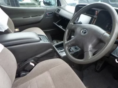 Toyota HIACE WAGON
