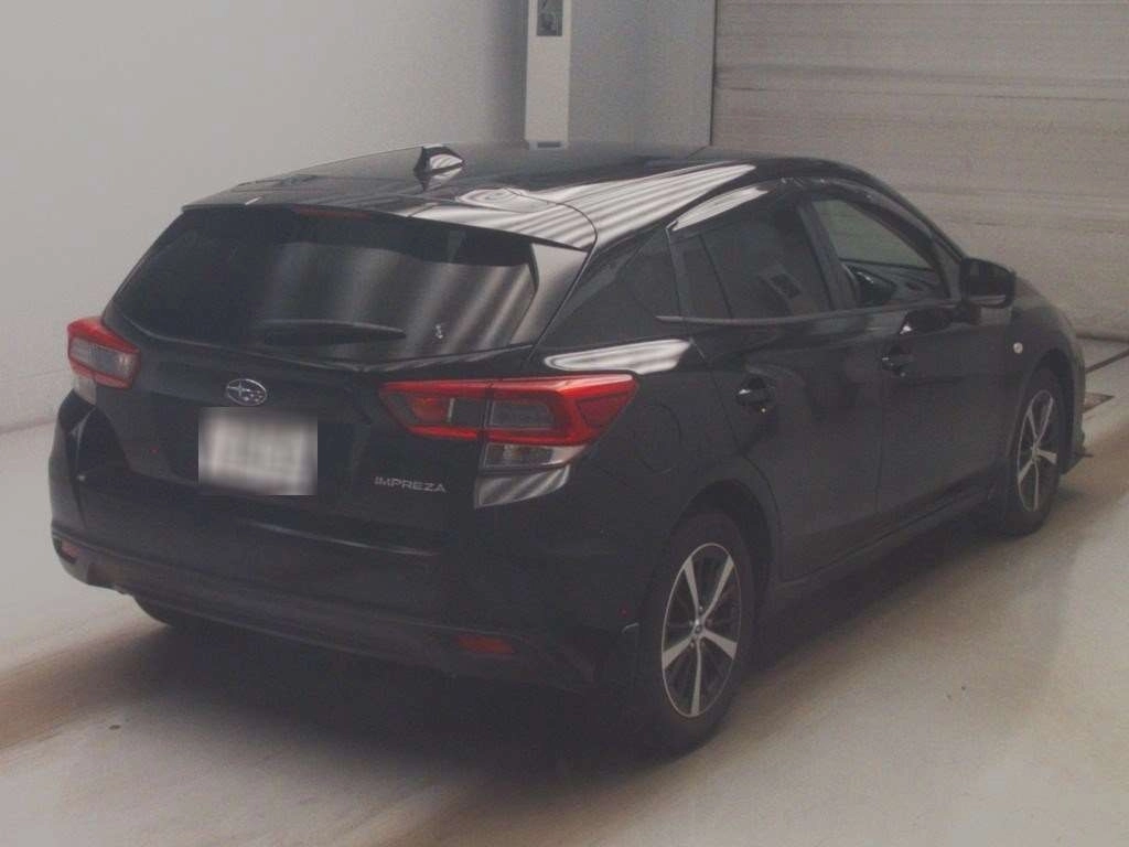 Subaru Impreza  с аукциона в Японии