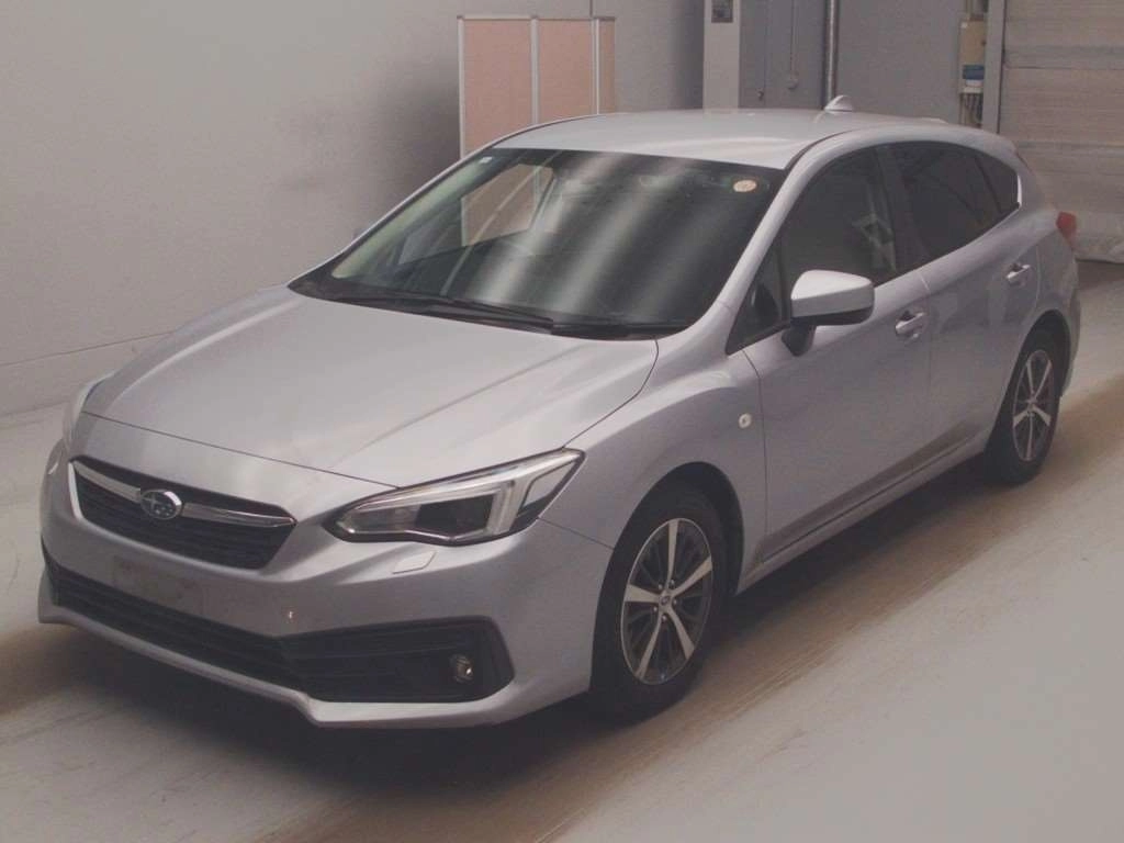 Subaru Impreza  с аукциона в Японии