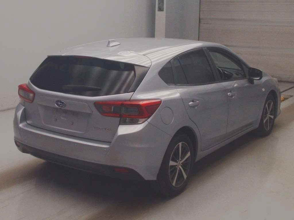Subaru Impreza  с аукциона в Японии