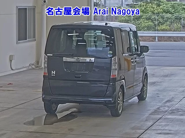 Honda N-Box  с аукциона в Японии